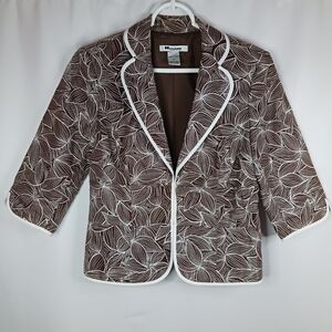 Nygard Collection Brown with White Leaf Embroidered Pattern 3/4 Sleeve Blazer.